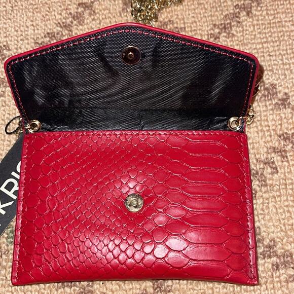 Ava And Kris red snake mini purse NWT - Picture 2 of 5